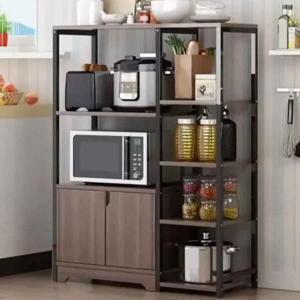 رف مطبخ أنيق وعملي – لحفظ وتنظيم أدواتك بكل سهولة